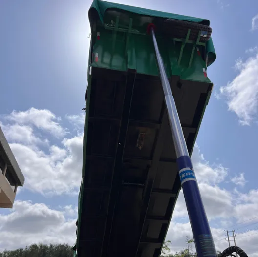 Tipping trailer